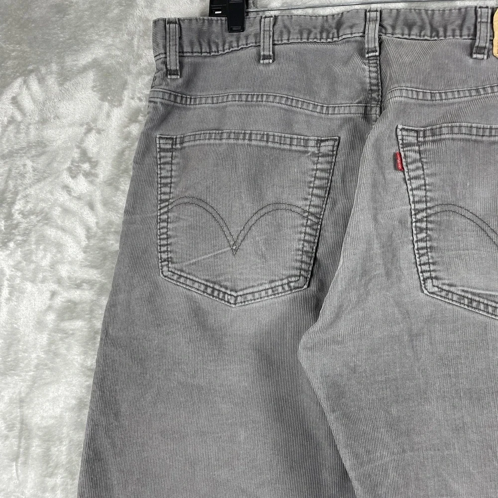 Vtg Levis 559 Corduroy Pants Mens 38x30 Distressed Y2K Brown Relaxed Straight